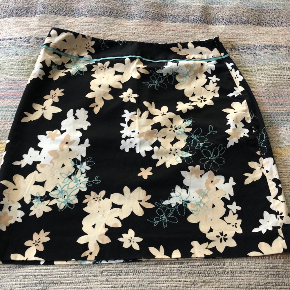 Geoffrey Beene sport stretch skirt with florals 6